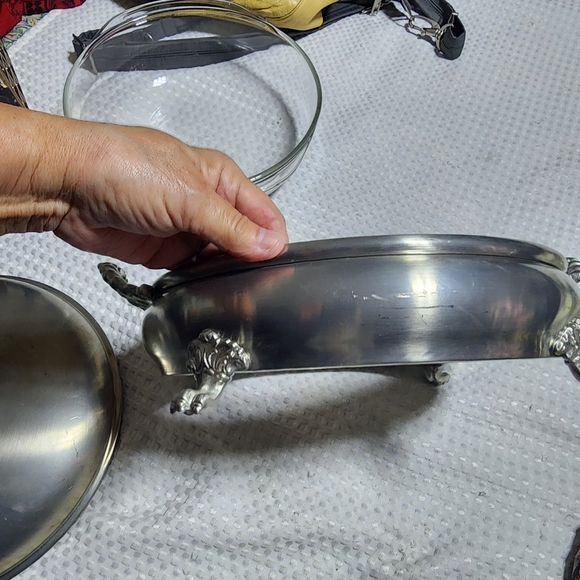 VINTAGE COLONIAL BOARDMAN PEWTER SERVER WITH PYREX 2 QT GLASS BOWL SET RARE - Picture 10 of 12